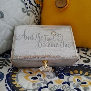 Rustic wedding ring box